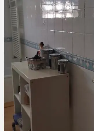 Alojamento de Acomodação e Pequeno-almoço Charlotte *